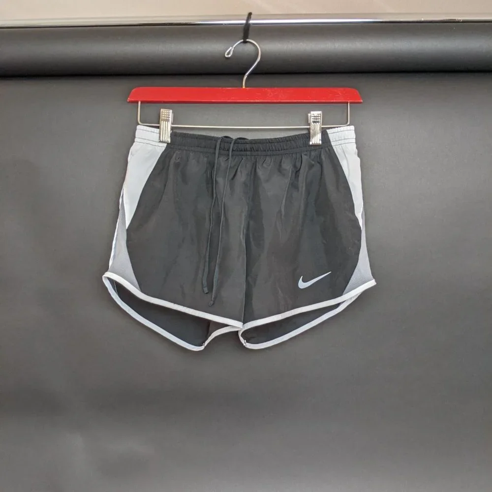 Nike Dri-FIT Tempo Running Shorts